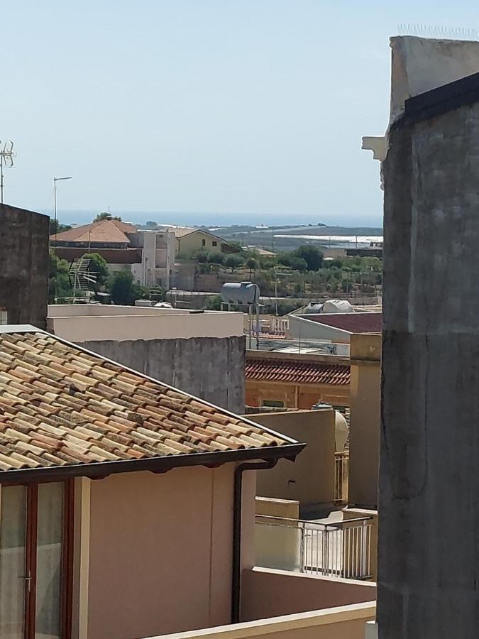 Casa Adriana B&B Пакино Екстериор снимка